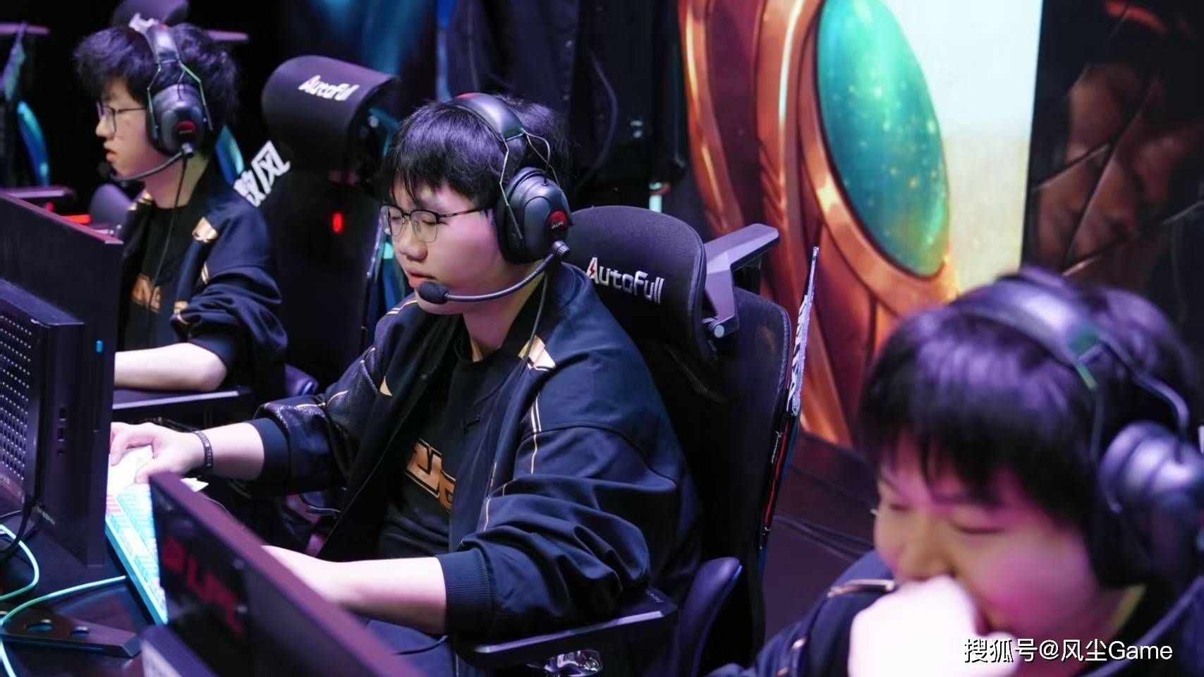 开云新人福利Faker意外战胜FPX，战术调整引爆全场！的简单介绍