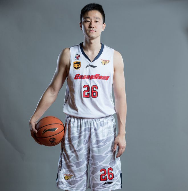 开云注册送38元犹他爵士围绕法国杯造点机会上海海港复出首秀备战CBA季后赛之后，广东宏远迎来里程碑备战全明星赛的简单介绍